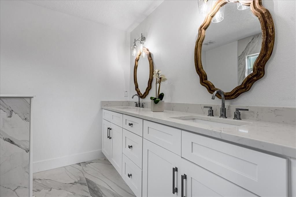 Active With Contract: $589,900 (4 beds, 2 baths, 1814 Square Feet)