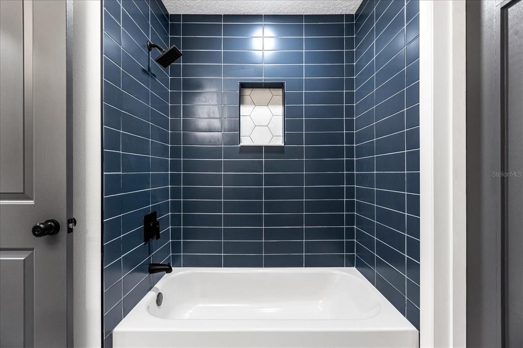 Active With Contract: $589,900 (4 beds, 2 baths, 1814 Square Feet)