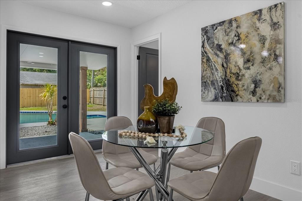 Active With Contract: $589,900 (4 beds, 2 baths, 1814 Square Feet)