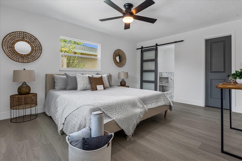 Active With Contract: $589,900 (4 beds, 2 baths, 1814 Square Feet)