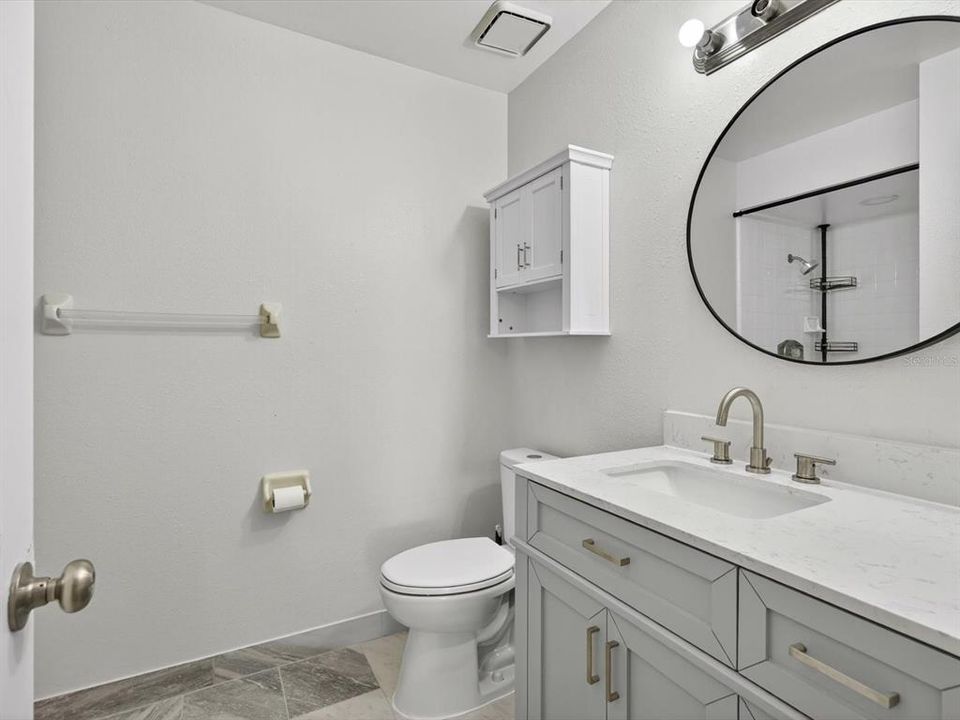 Active With Contract: $279,000 (3 beds, 2 baths, 1189 Square Feet)