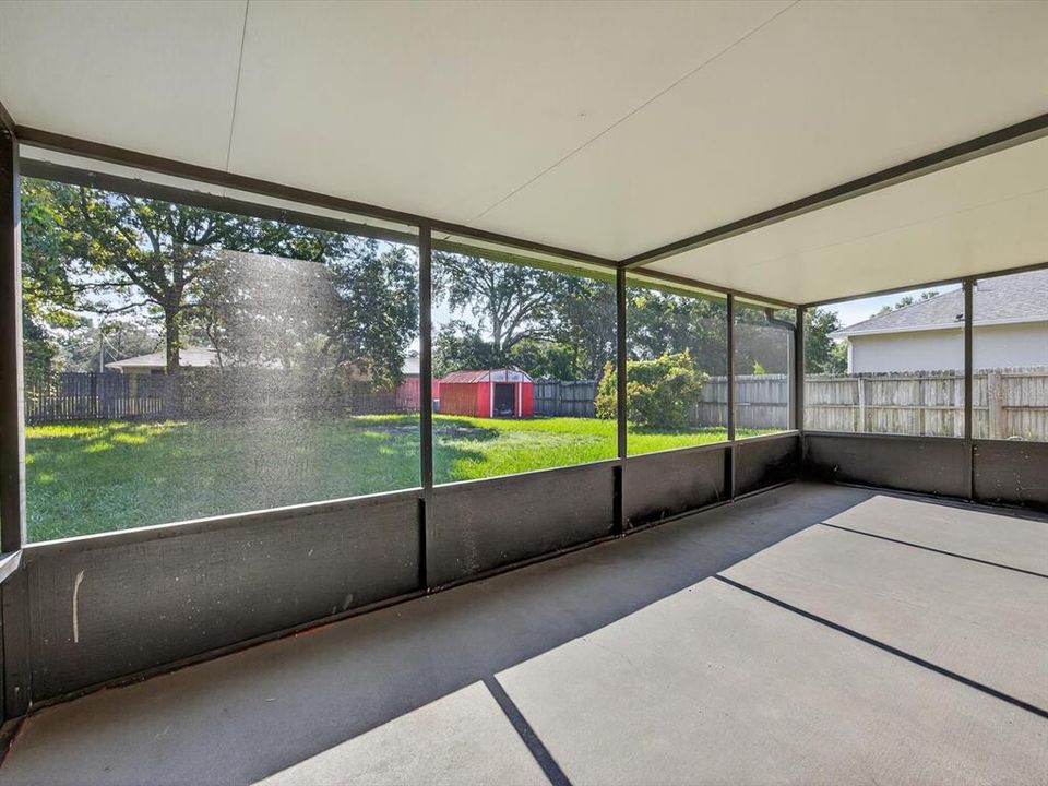 Active With Contract: $279,000 (3 beds, 2 baths, 1189 Square Feet)