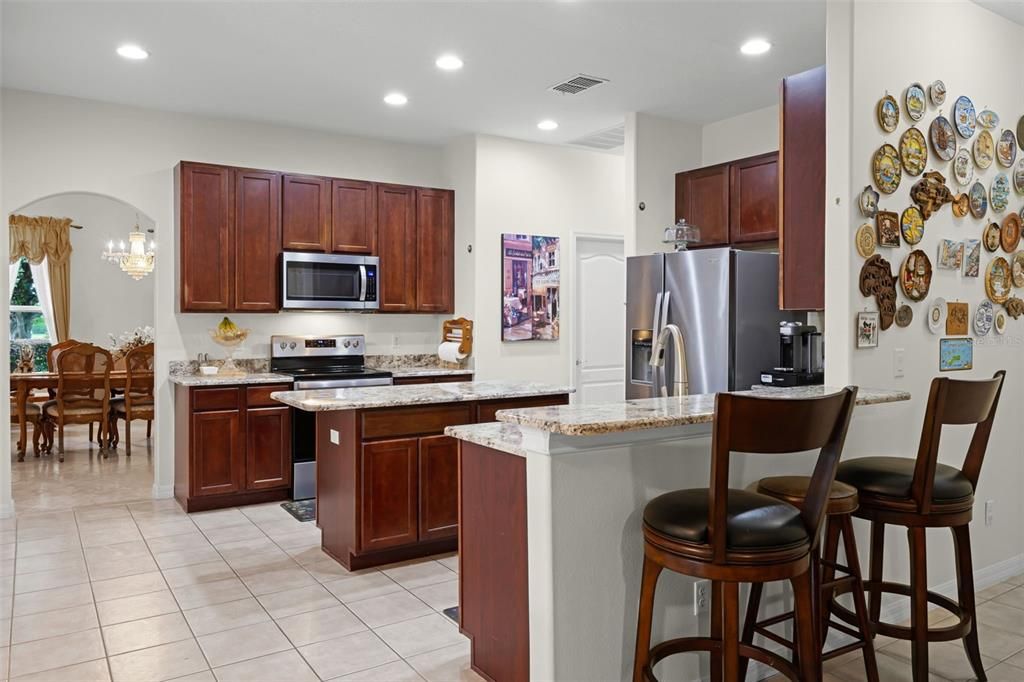 На продажу: $719,000 (4 спален, 3 ванн, 2799 Квадратных фут)