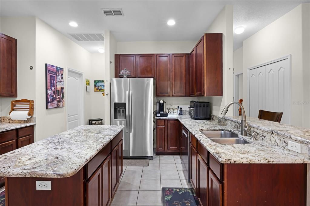 На продажу: $719,000 (4 спален, 3 ванн, 2799 Квадратных фут)