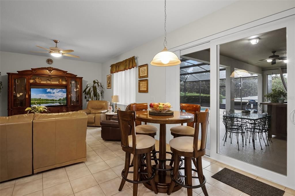 На продажу: $719,000 (4 спален, 3 ванн, 2799 Квадратных фут)