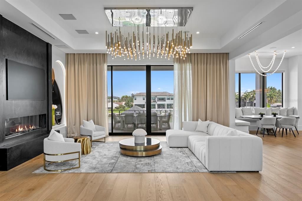 En Venta: $8,950,000 (4 camas, 5 baños, 6566 Pies cuadrados)