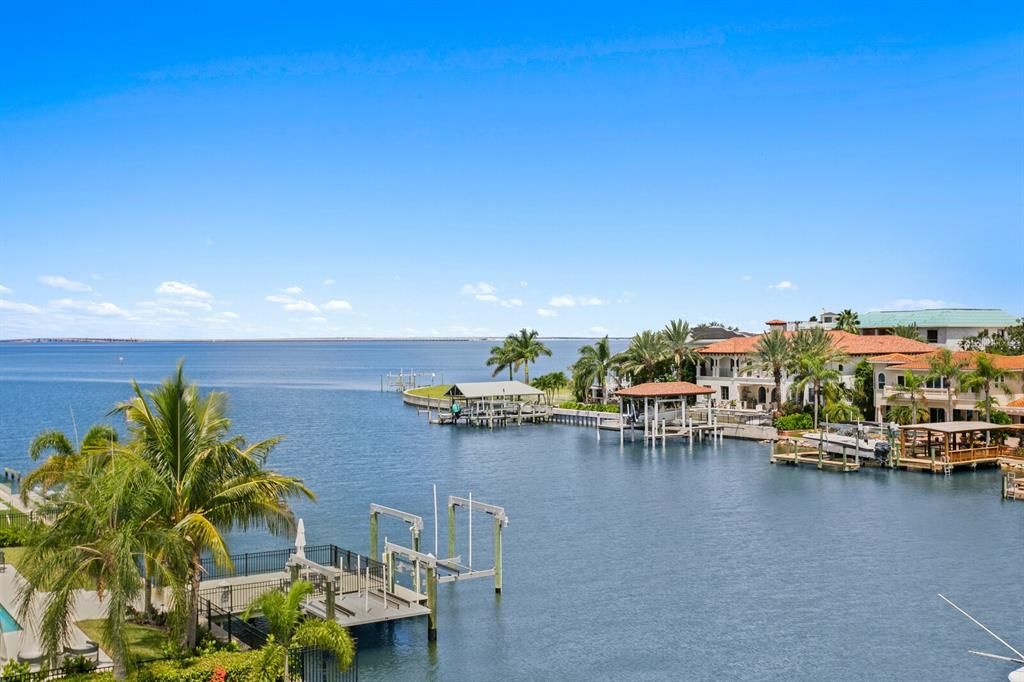 En Venta: $8,950,000 (4 camas, 5 baños, 6566 Pies cuadrados)