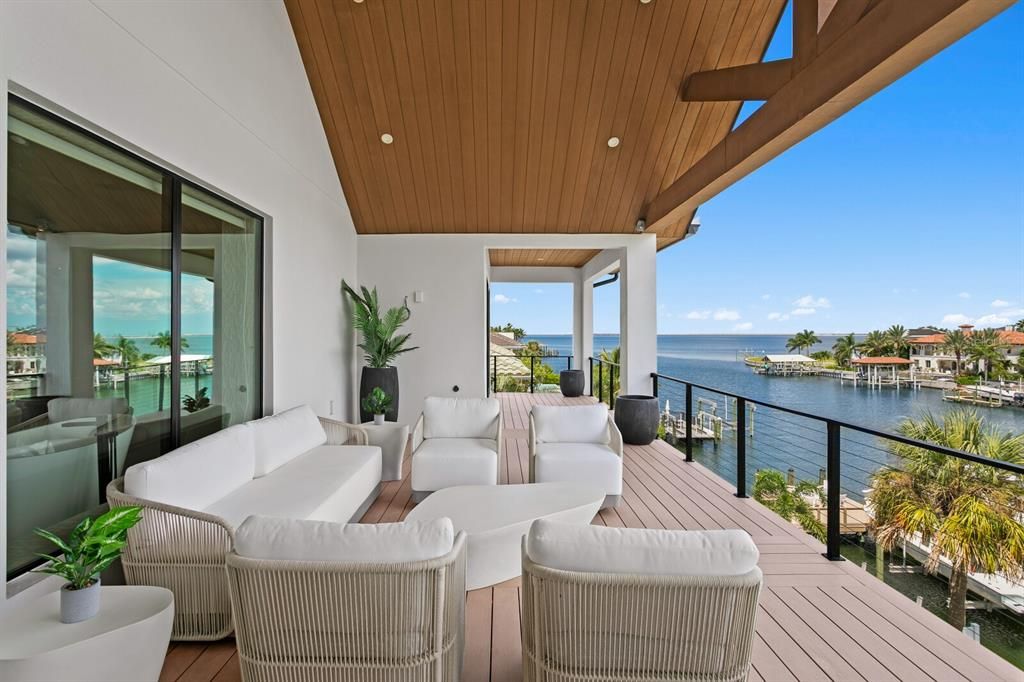 En Venta: $8,950,000 (4 camas, 5 baños, 6566 Pies cuadrados)