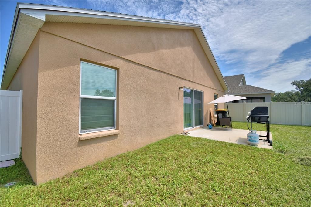 Activo con contrato: $325,990 (3 camas, 2 baños, 1619 Pies cuadrados)