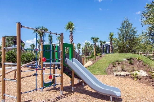 En Venta: $499,999 (4 camas, 2 baños, 1866 Pies cuadrados)