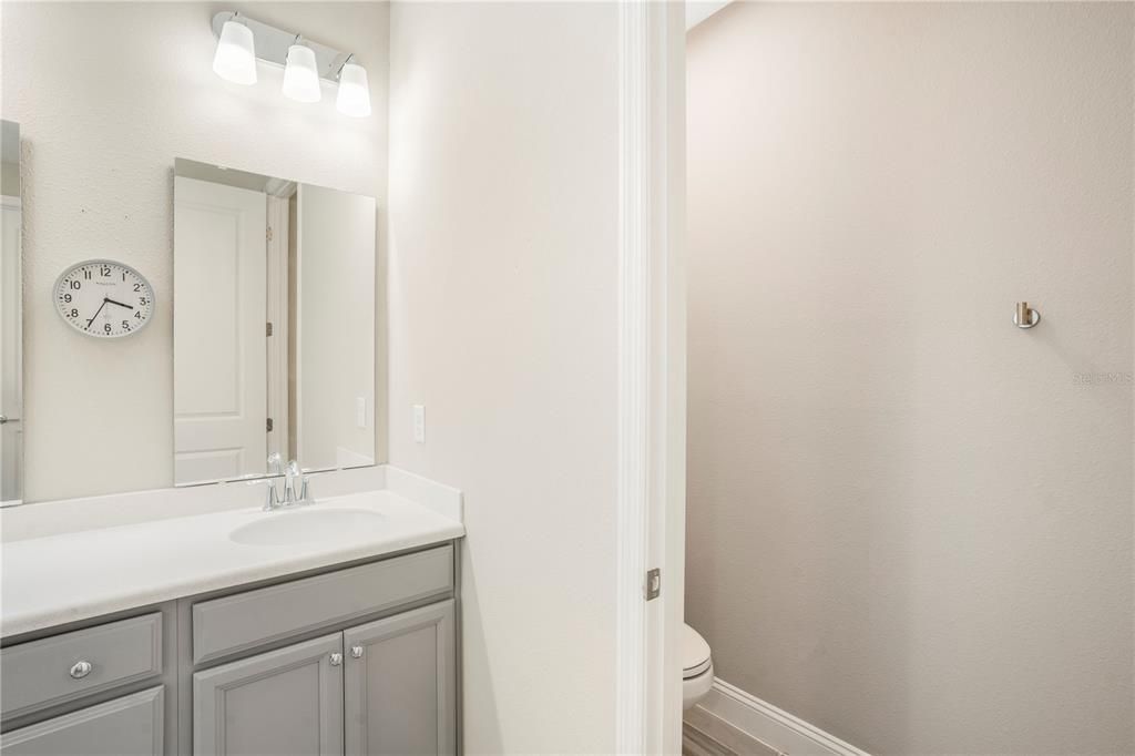 En Venta: $499,999 (4 camas, 2 baños, 1866 Pies cuadrados)