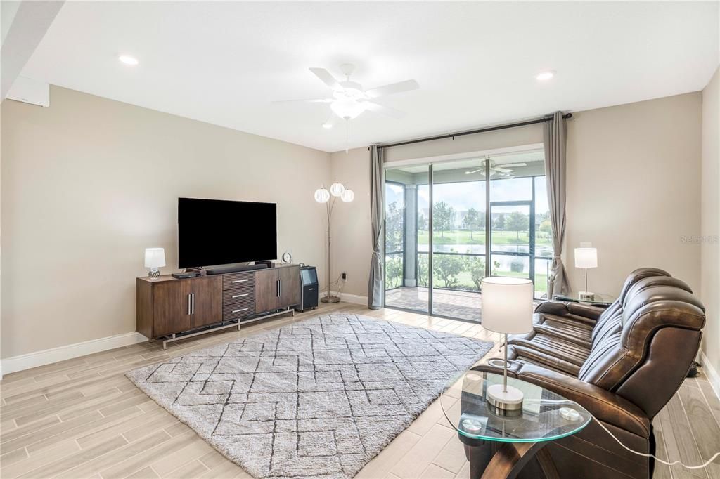 En Venta: $499,999 (4 camas, 2 baños, 1866 Pies cuadrados)