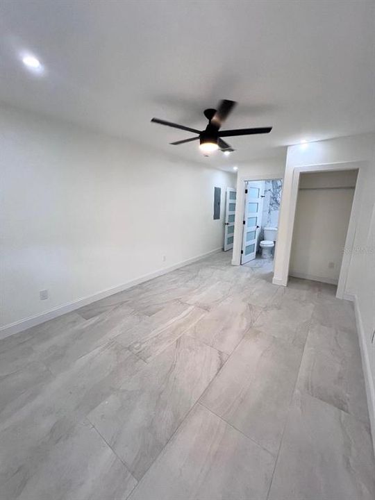 出租: $2,500 (2 贝兹, 2 浴室, 1200 平方英尺)