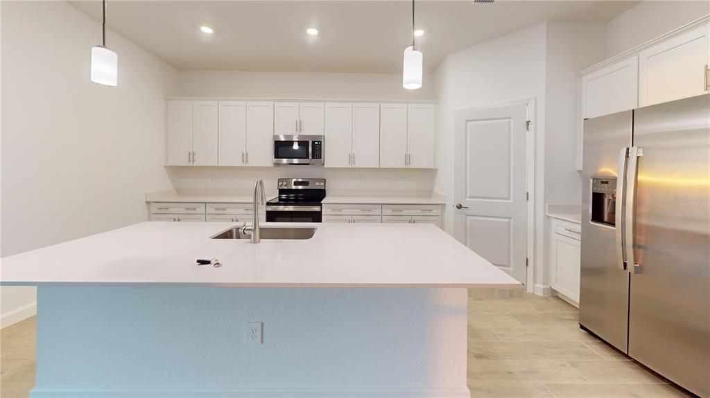 For Rent: $2,550 (4 beds, 3 baths, 2027 Square Feet)