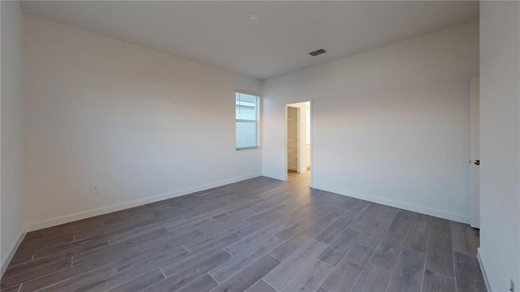 For Rent: $2,550 (4 beds, 3 baths, 2027 Square Feet)