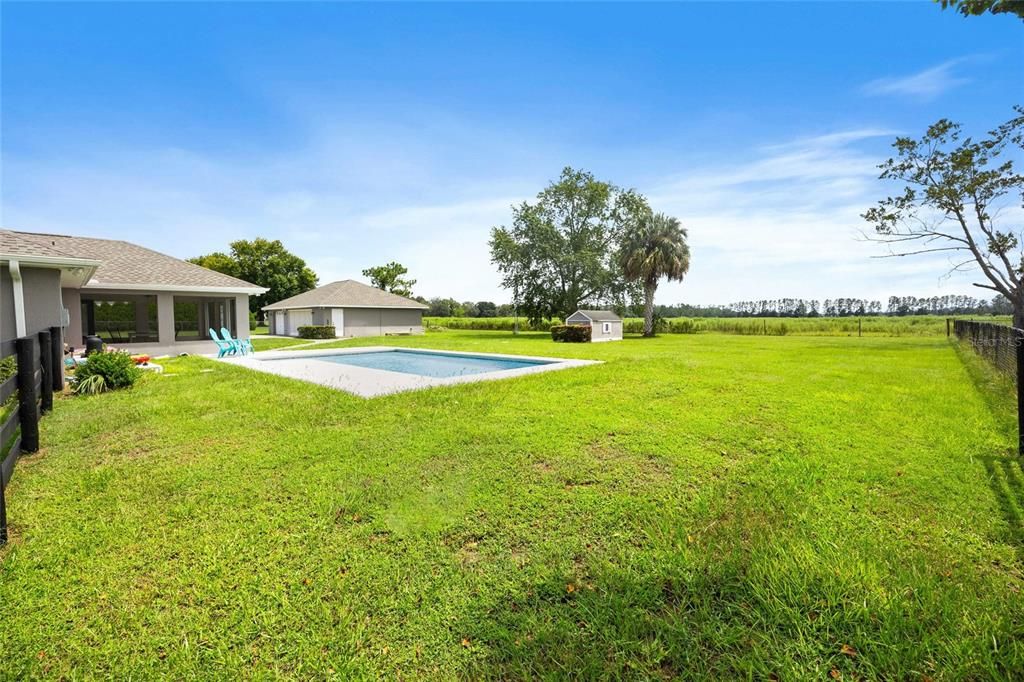 Под контрактом: $474,900 (4 спален, 2 ванн, 1867 Квадратных фут)