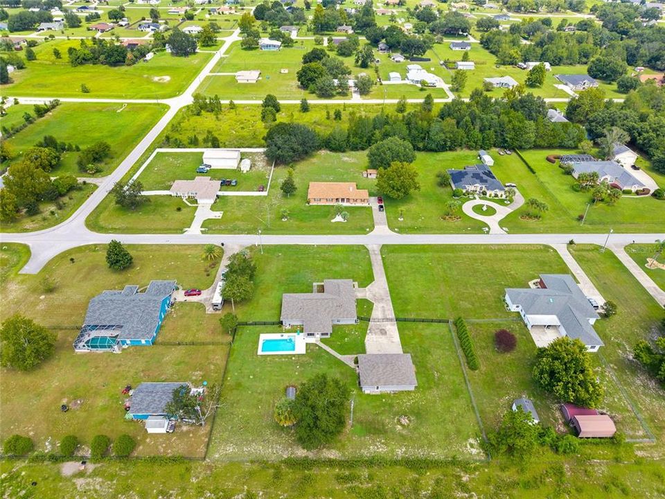 Под контрактом: $474,900 (4 спален, 2 ванн, 1867 Квадратных фут)