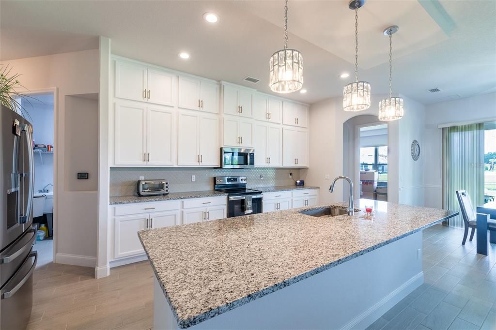 For Sale: $624,900 (4 beds, 3 baths, 2352 Square Feet)