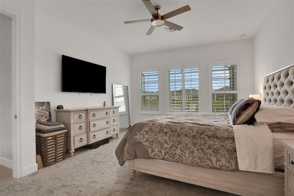 En Venta: $749,000 (4 camas, 3 baños, 2560 Pies cuadrados)