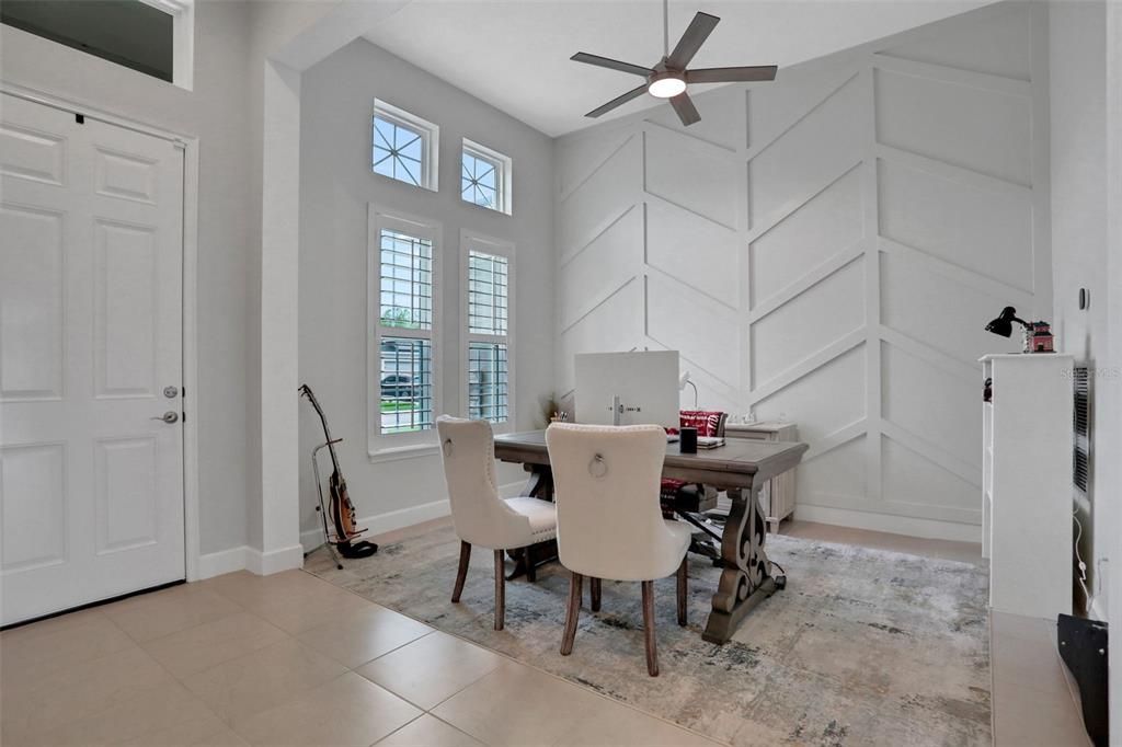 En Venta: $749,000 (4 camas, 3 baños, 2560 Pies cuadrados)