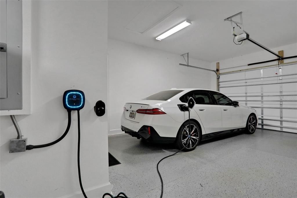 En Venta: $749,000 (4 camas, 3 baños, 2560 Pies cuadrados)