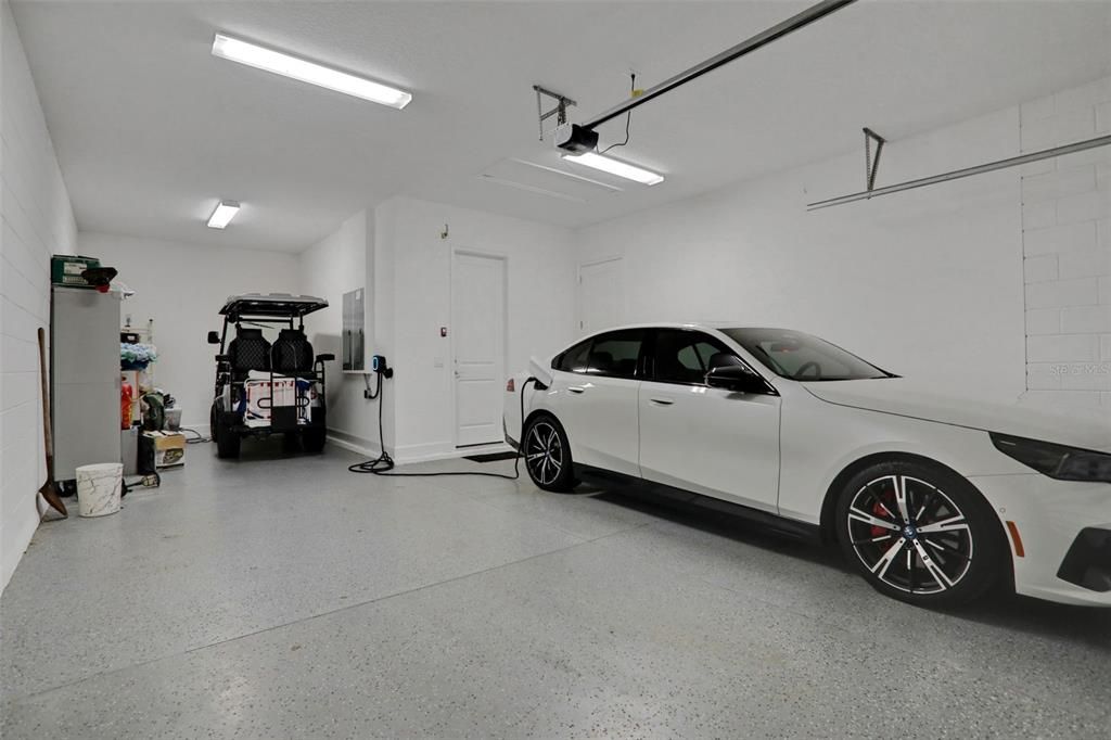 En Venta: $749,000 (4 camas, 3 baños, 2560 Pies cuadrados)