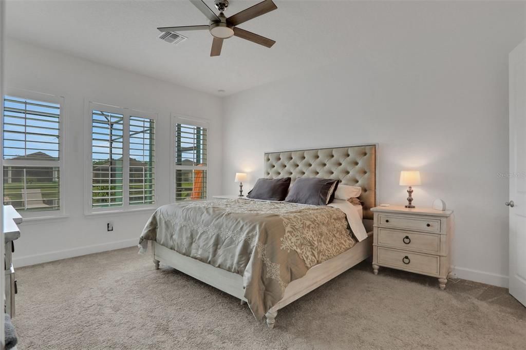 En Venta: $749,000 (4 camas, 3 baños, 2560 Pies cuadrados)