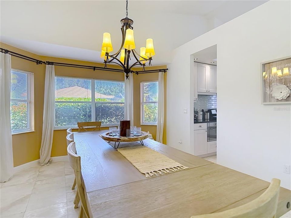 En Venta: $660,000 (3 camas, 2 baños, 2948 Pies cuadrados)