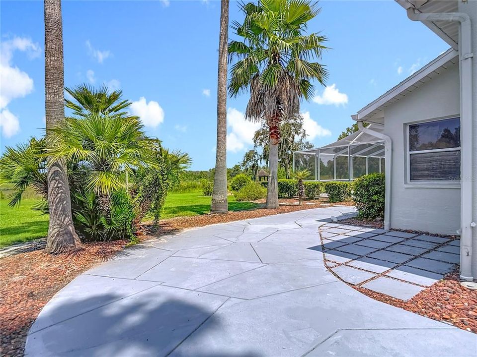 En Venta: $660,000 (3 camas, 2 baños, 2948 Pies cuadrados)