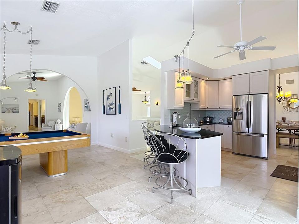 En Venta: $660,000 (3 camas, 2 baños, 2948 Pies cuadrados)