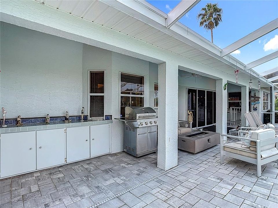 En Venta: $660,000 (3 camas, 2 baños, 2948 Pies cuadrados)