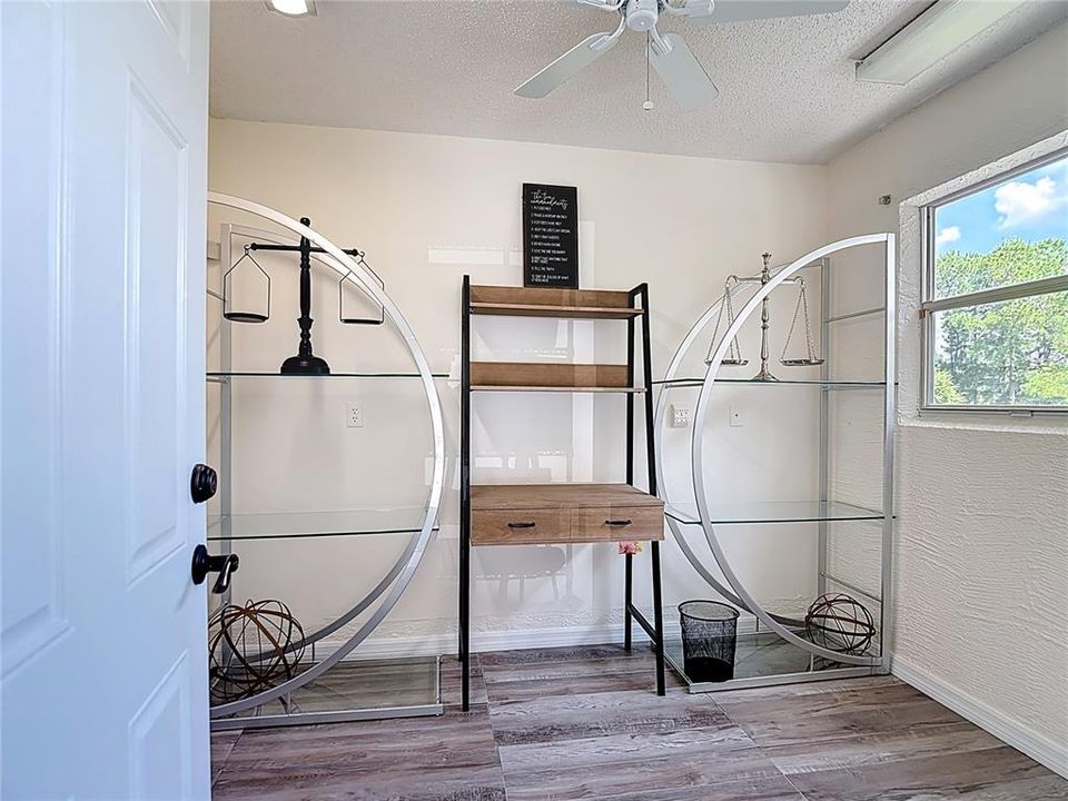 En Venta: $660,000 (3 camas, 2 baños, 2948 Pies cuadrados)