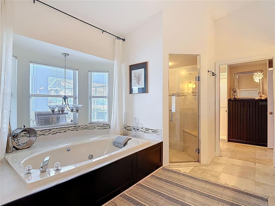 En Venta: $660,000 (3 camas, 2 baños, 2948 Pies cuadrados)