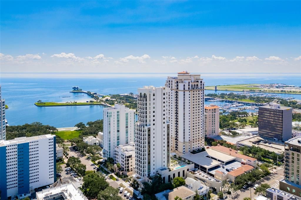 待售: $2,287,000 (3 贝兹, 3 浴室, 2156 平方英尺)