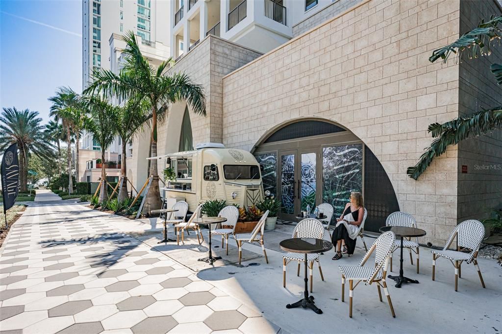 待售: $2,287,000 (3 贝兹, 3 浴室, 2156 平方英尺)