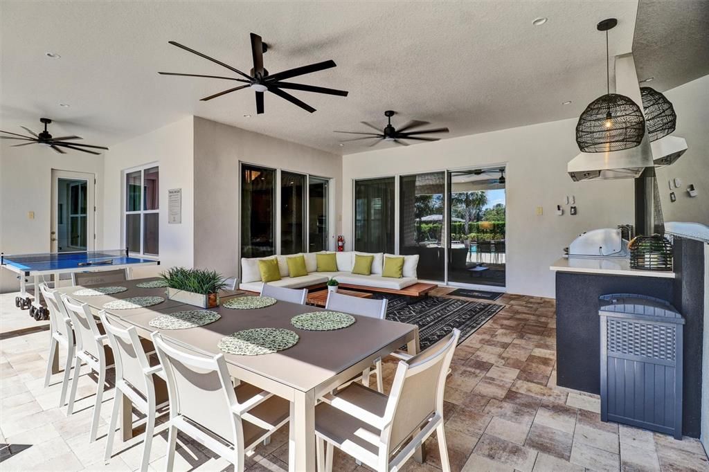 For Sale: $2,190,000 (6 beds, 6 baths, 4704 Square Feet)