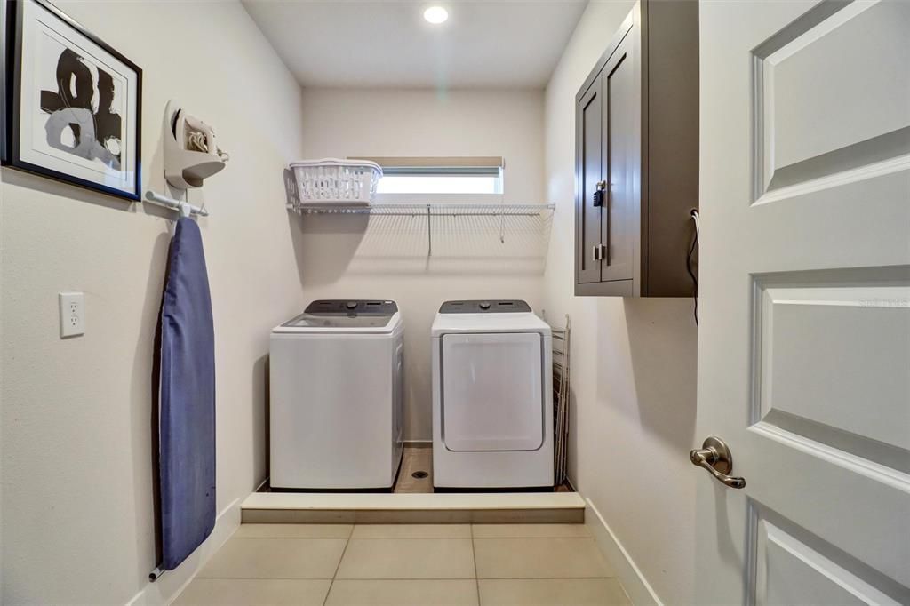 For Sale: $2,190,000 (6 beds, 6 baths, 4704 Square Feet)