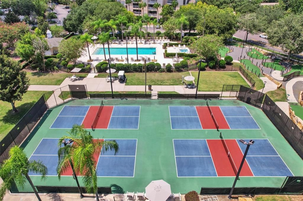 For Sale: $2,190,000 (6 beds, 6 baths, 4704 Square Feet)