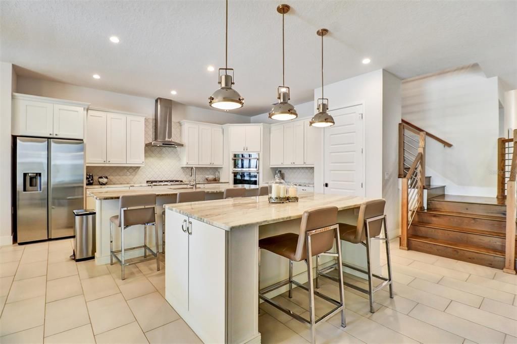 For Sale: $2,190,000 (6 beds, 6 baths, 4704 Square Feet)