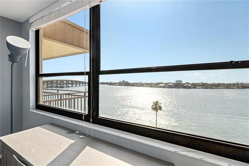 Active With Contract: $515,000 (2 beds, 2 baths, 1054 Square Feet)