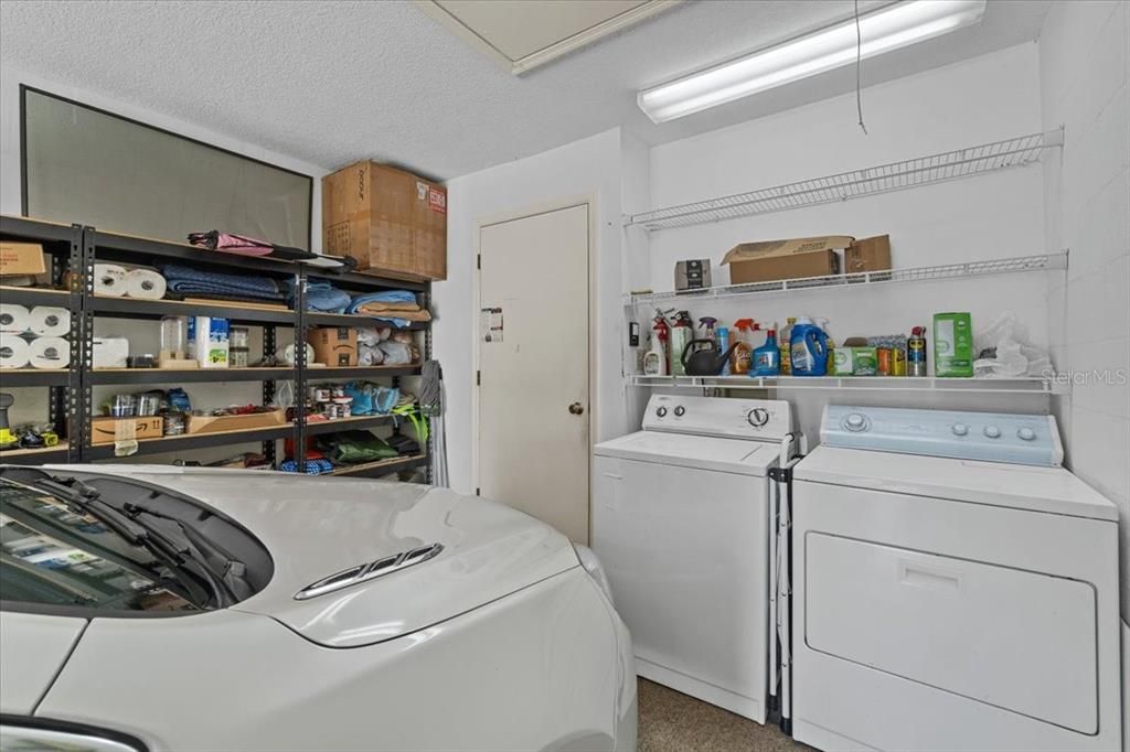 На продажу: $199,500 (2 спален, 2 ванн, 1053 Квадратных фут)