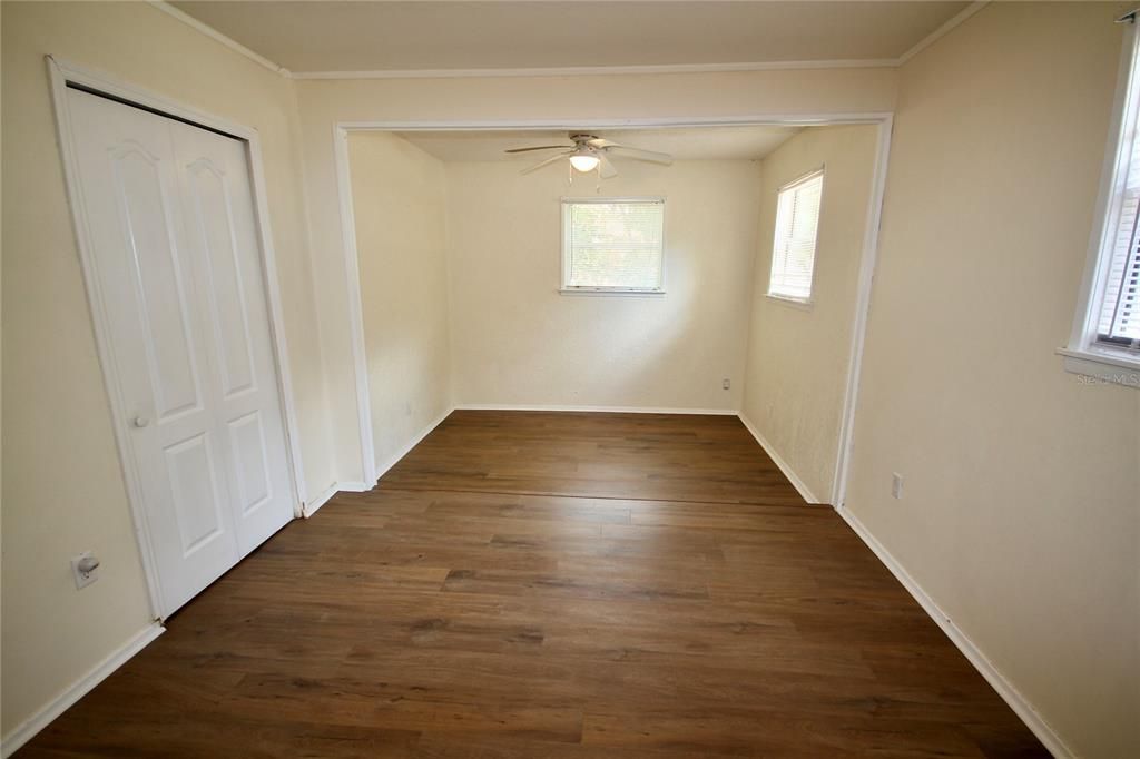 出租: $1,600 (3 贝兹, 1 浴室, 1619 平方英尺)