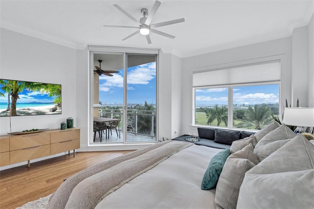 Active With Contract: $495,000 (2 beds, 2 baths, 1978 Square Feet)