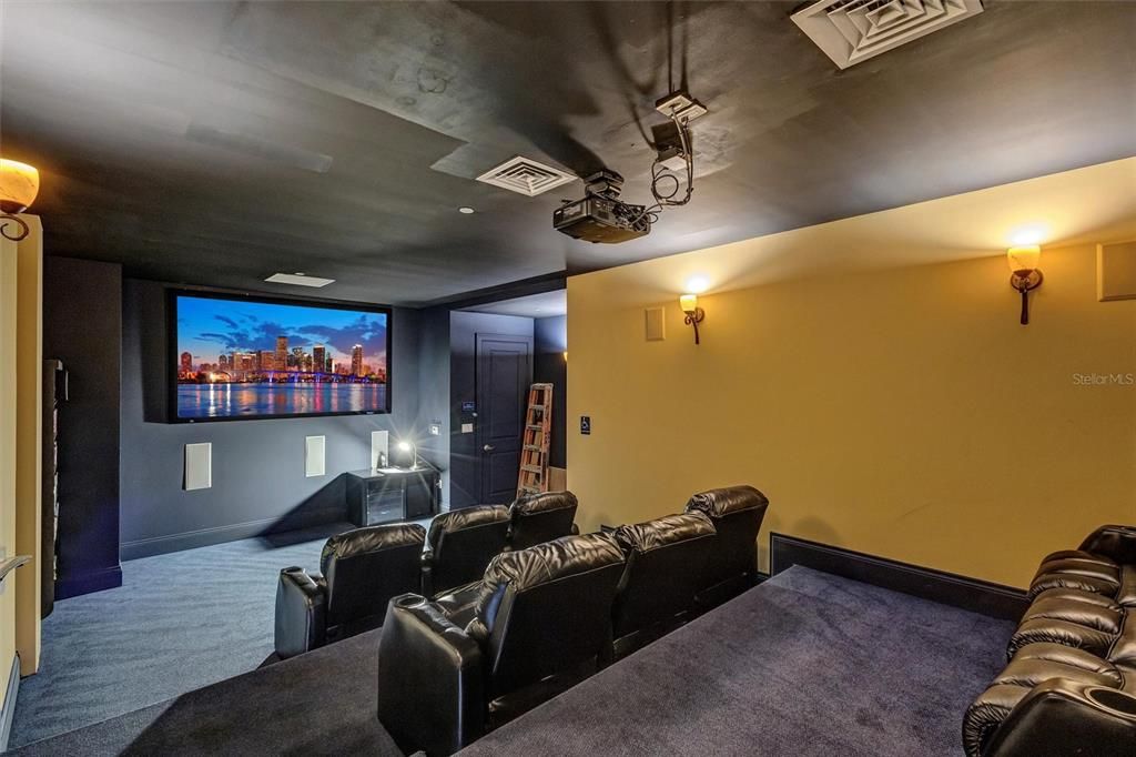 Active With Contract: $495,000 (2 beds, 2 baths, 1978 Square Feet)