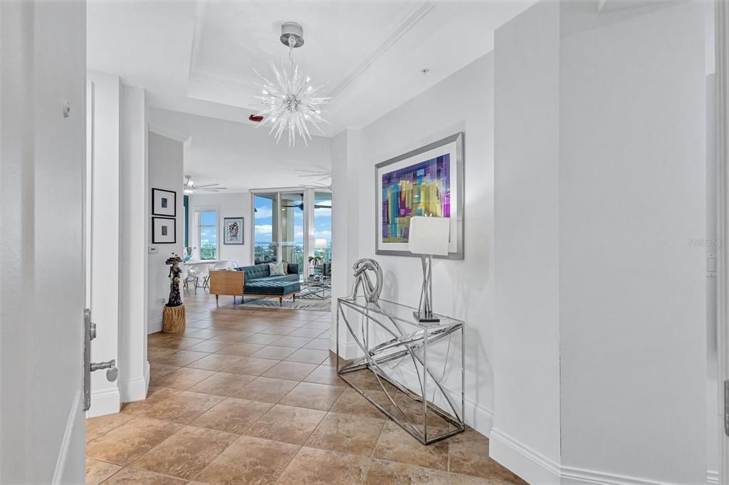 Active With Contract: $495,000 (2 beds, 2 baths, 1978 Square Feet)