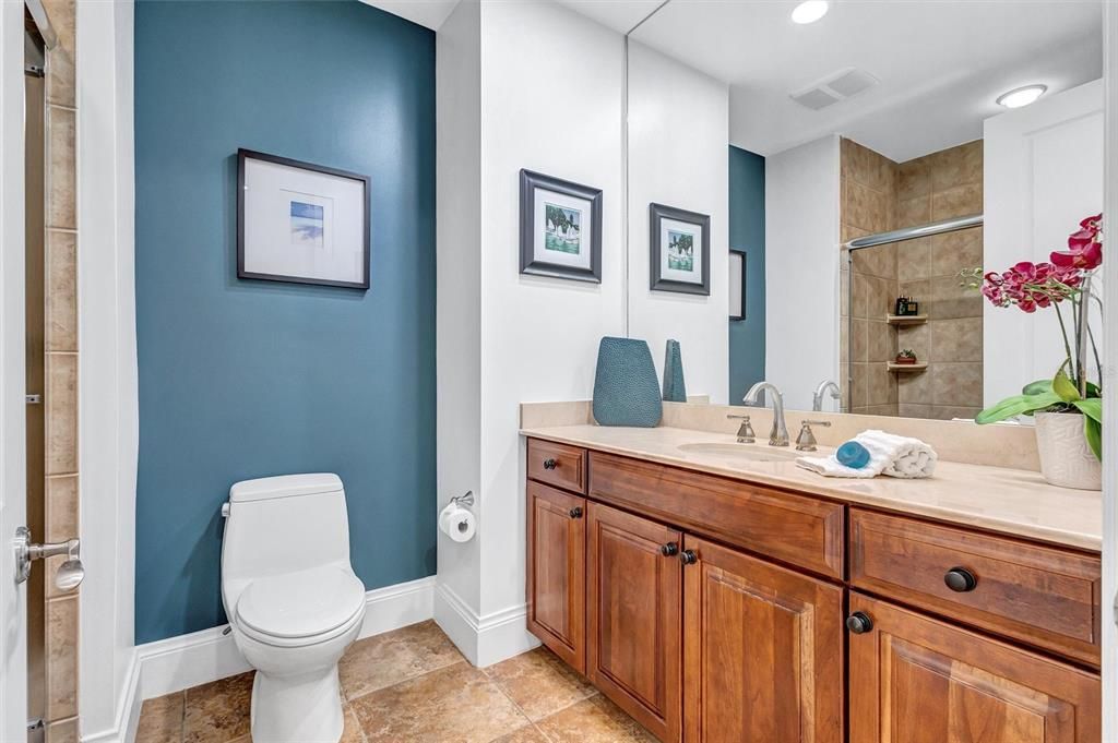 Active With Contract: $495,000 (2 beds, 2 baths, 1978 Square Feet)