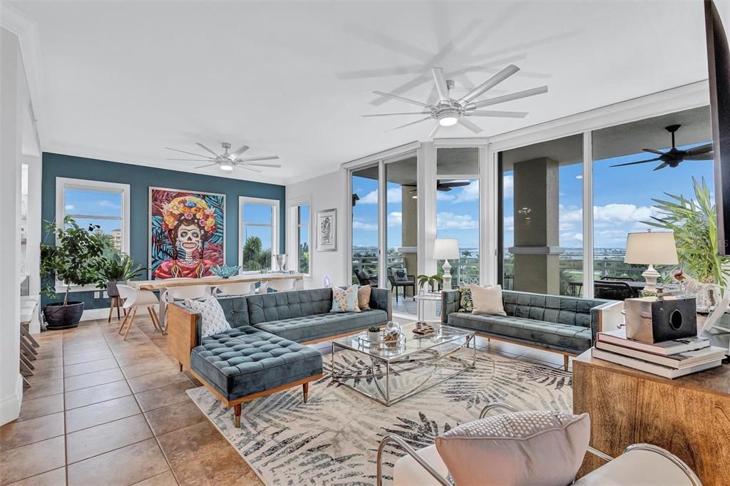 Active With Contract: $495,000 (2 beds, 2 baths, 1978 Square Feet)