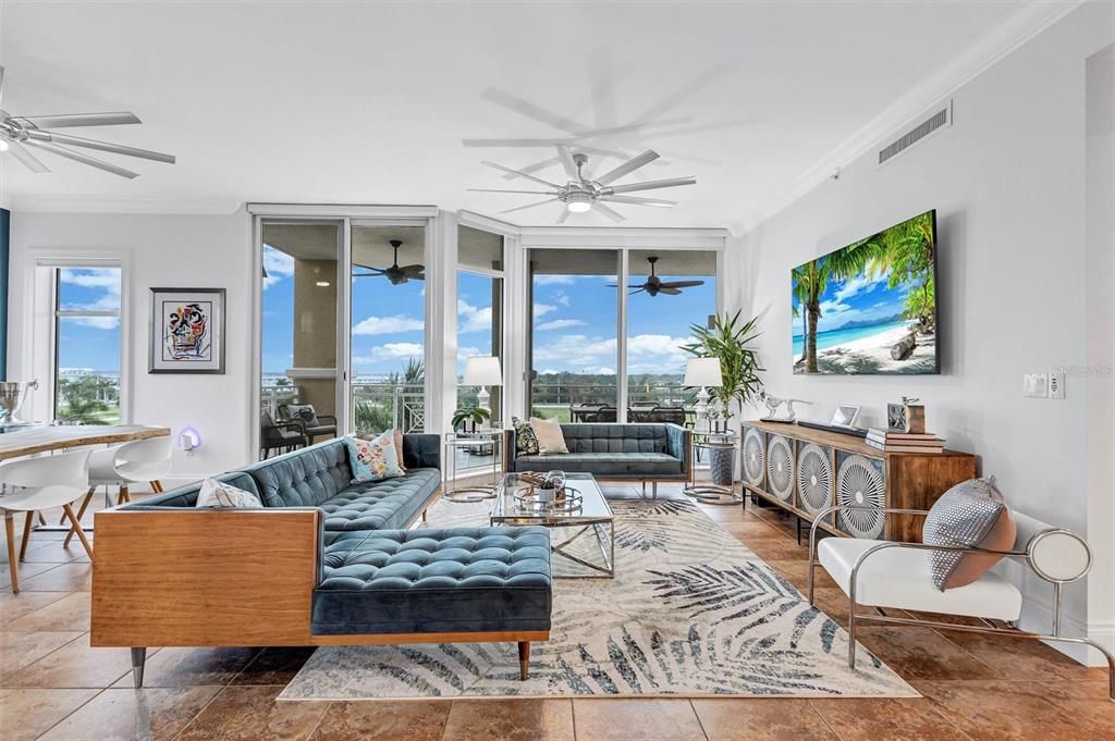 Active With Contract: $495,000 (2 beds, 2 baths, 1978 Square Feet)