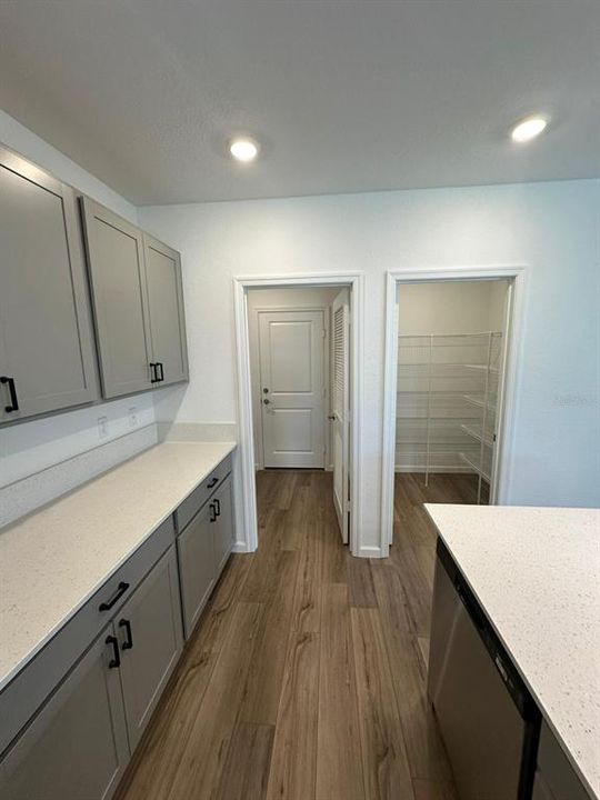 Active With Contract: $2,695 (5 beds, 2 baths, 2409 Square Feet)