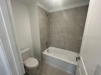 Active With Contract: $2,695 (5 beds, 2 baths, 2409 Square Feet)